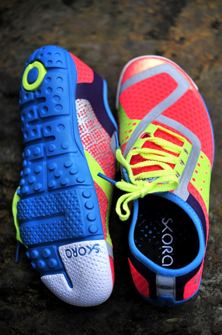 装备众测 | 少女心，糖果粉——Skora Phase 开箱贴