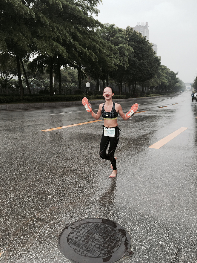 漫步云端 缓震界的劳斯莱斯——Brooks Glycerin 12深度测评