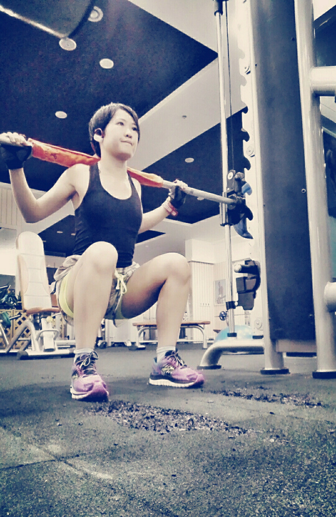 漫步云端 缓震界的劳斯莱斯——Brooks Glycerin 12深度测评