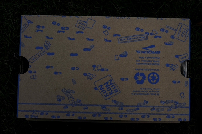 漫步云端 缓震界的劳斯莱斯——Brooks Glycerin 12深度测评