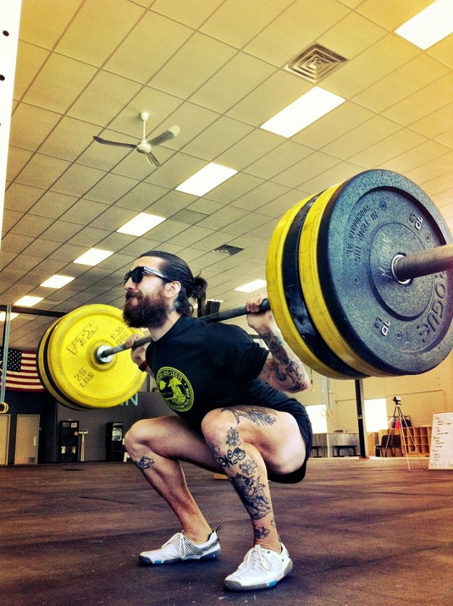 装备众测 | 回到最初 让脚掌抚吻大地——SKORA PHASE深度测评