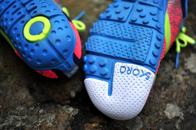 装备众测 | 少女心，糖果粉——Skora Phase 开箱贴