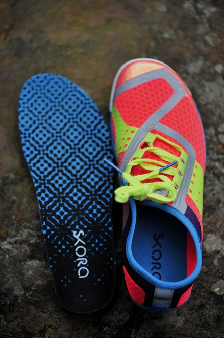 装备众测 | 少女心，糖果粉——Skora Phase 开箱贴