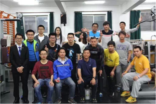 约跑走进高校 马拉松公益宣讲首站（中青院）