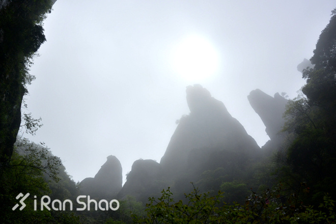 三清山 | 在1800米的长空栈道越野是怎样一种体验?