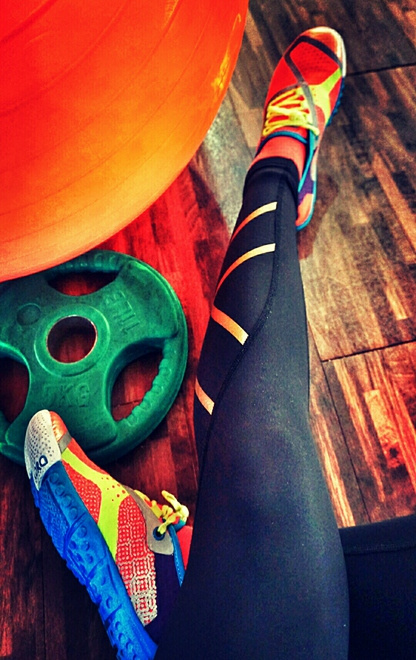 装备众测 | 回到最初 让脚掌抚吻大地——SKORA PHASE深度测评