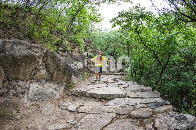 为了忘却的纪念