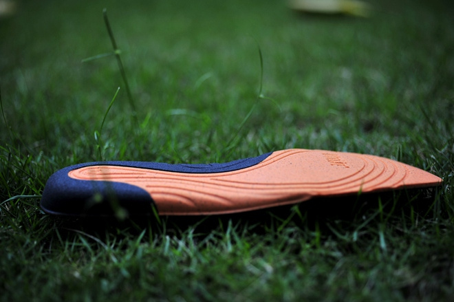 那抹点缀山间的紫与橙——泰尼卡闪电2.0深度测评