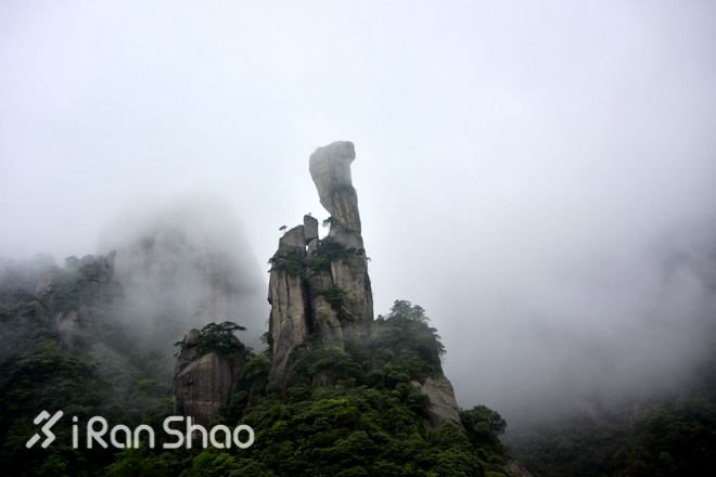 三清山 | 在1800米的长空栈道越野是怎样一种体验?