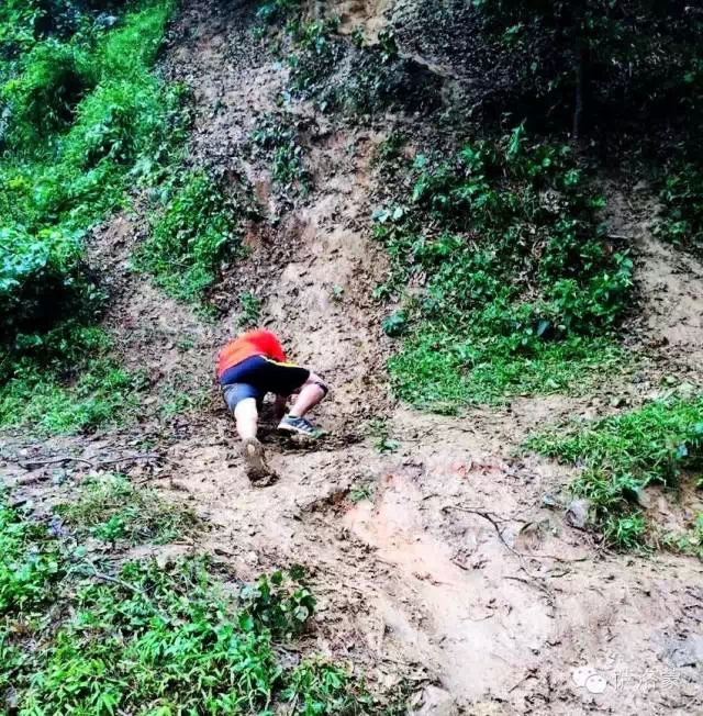 精英训练营选拔赛：花城的泥巴VS春城的雨