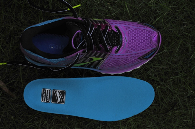 漫步云端 缓震界的劳斯莱斯——Brooks Glycerin 12深度测评