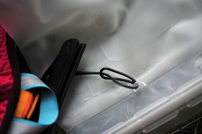 活跃山间的娇粉精灵——Nathan VaporAiress 轻量水袋背包测评