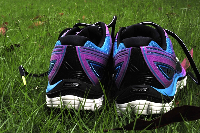 漫步云端 缓震界的劳斯莱斯——Brooks Glycerin 12深度测评