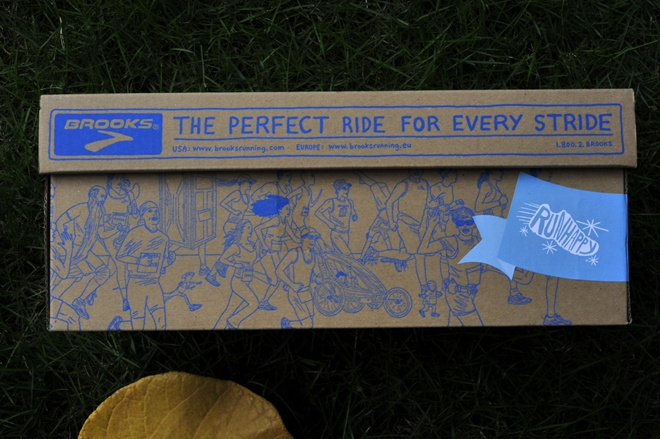 漫步云端 缓震界的劳斯莱斯——Brooks Glycerin 12深度测评