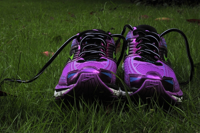 漫步云端 缓震界的劳斯莱斯——Brooks Glycerin 12深度测评