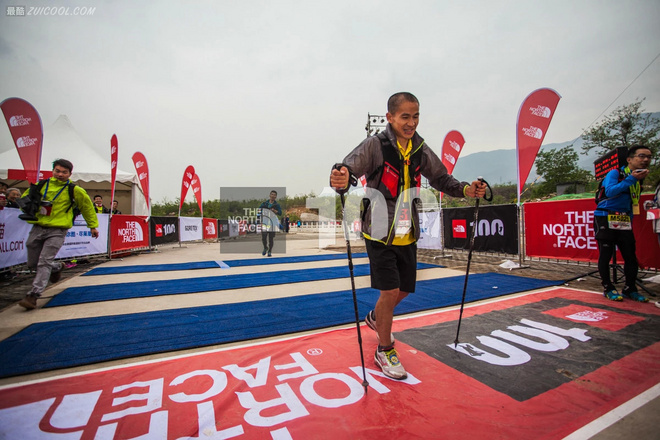 为了忘却的纪念