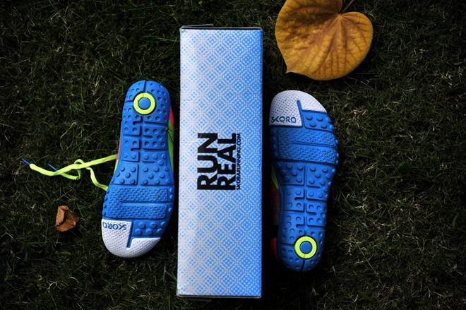 装备众测 | 少女心，糖果粉——Skora Phase 开箱贴