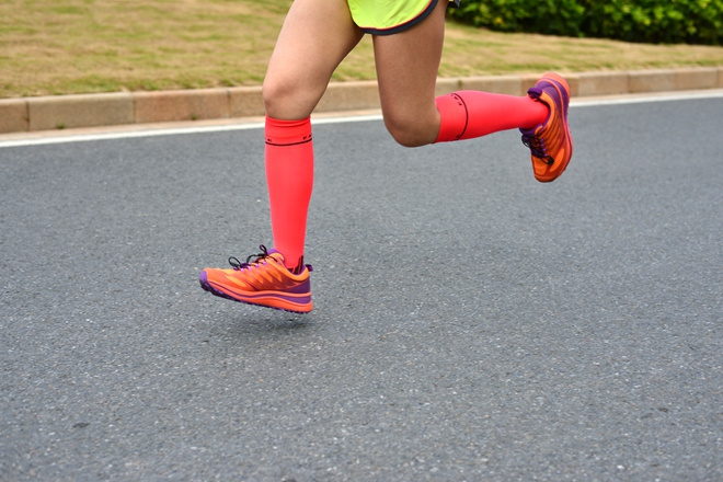 那抹点缀山间的紫与橙——泰尼卡闪电2.0深度测评