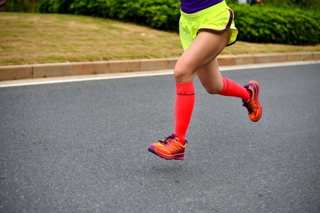 那抹点缀山间的紫与橙——泰尼卡闪电2.0深度测评