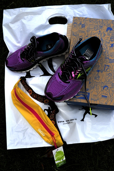 漫步云端 缓震界的劳斯莱斯——Brooks Glycerin 12深度测评