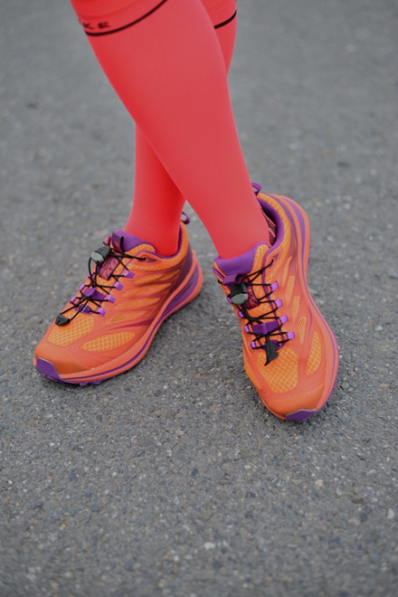 那抹点缀山间的紫与橙——泰尼卡闪电2.0深度测评