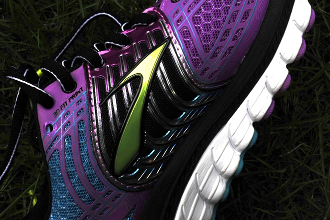 漫步云端 缓震界的劳斯莱斯——Brooks Glycerin 12深度测评