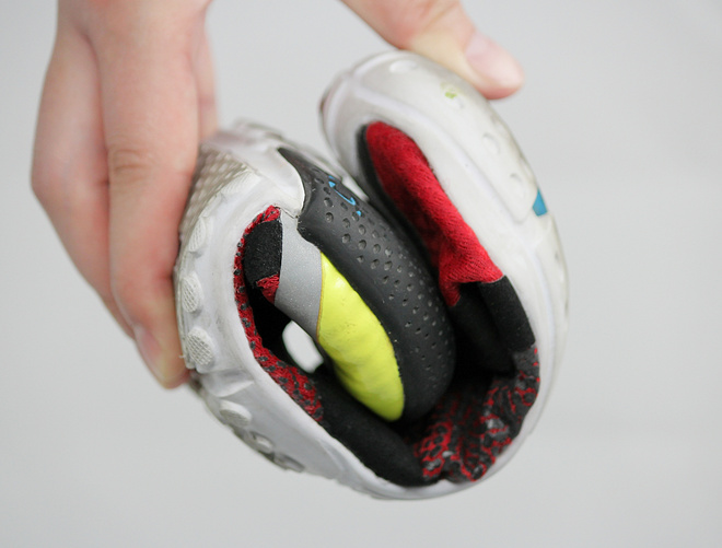 装备众测 |Skora Phase 贴地飞行 深度评测