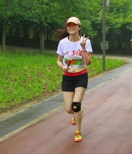 赛场见 | 8人2队，第一次参加马拉松接力赛