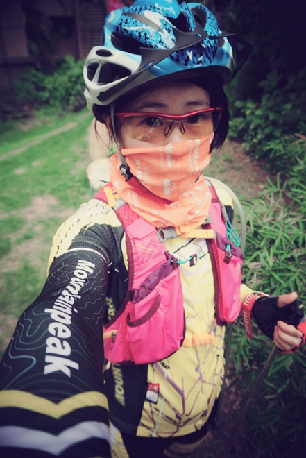 活跃山间的娇粉精灵——Nathan VaporAiress 轻量水袋背包测评