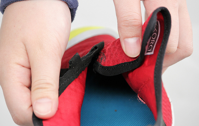 装备众测 |Skora Phase 贴地飞行 深度评测