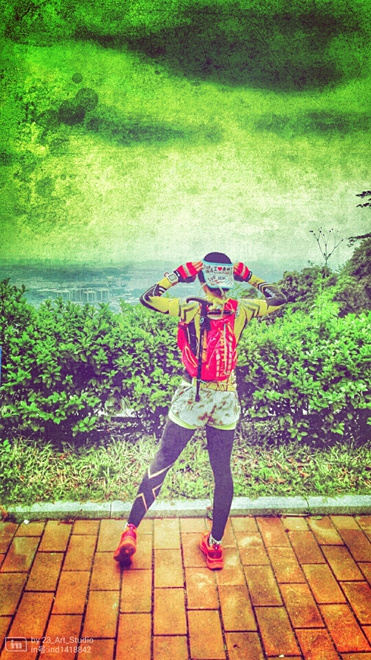 那抹点缀山间的紫与橙——泰尼卡闪电2.0深度测评