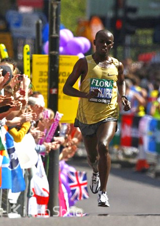 人物 | 马拉松奇才万吉鲁