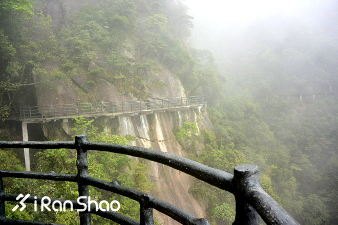 三清山 | 在1800米的长空栈道越野是怎样一种体验?