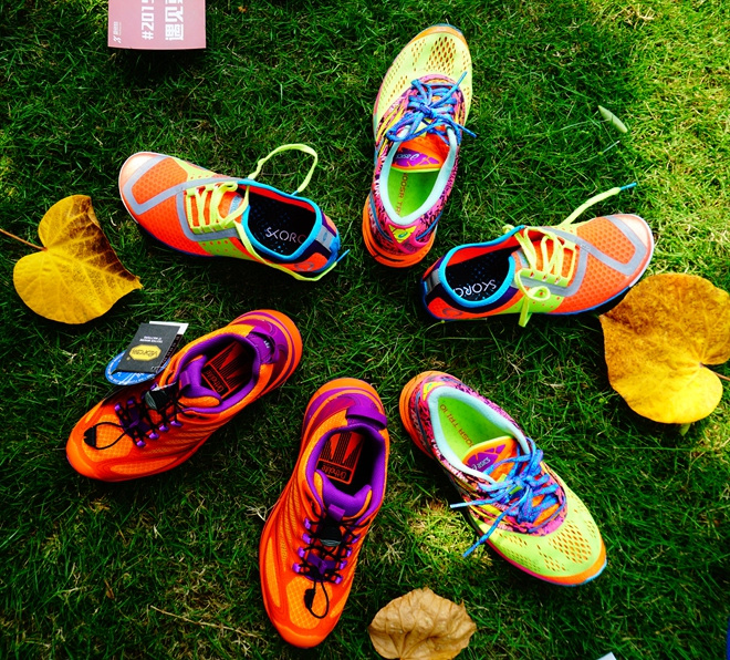 装备众测 | 少女心，糖果粉——Skora Phase 开箱贴