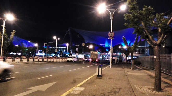 上海半程马拉松探路报告-雨夜版