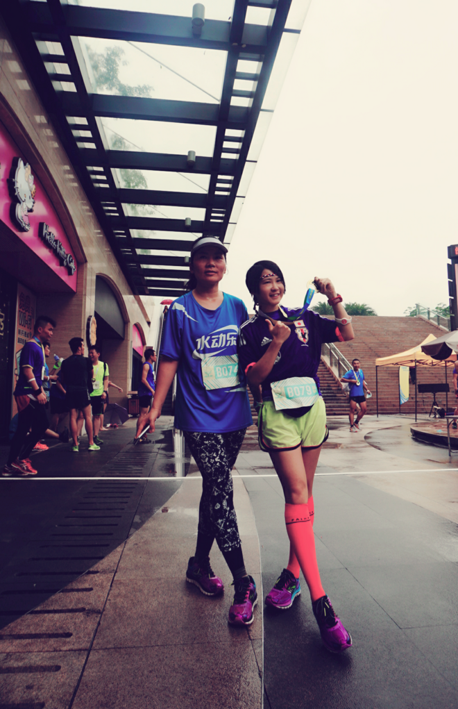 漫步云端 缓震界的劳斯莱斯——Brooks Glycerin 12深度测评