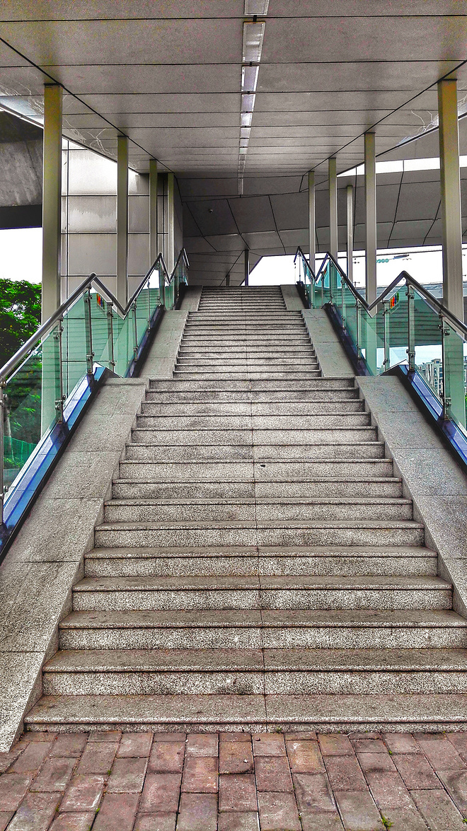 漫步云端 缓震界的劳斯莱斯——Brooks Glycerin 12深度测评