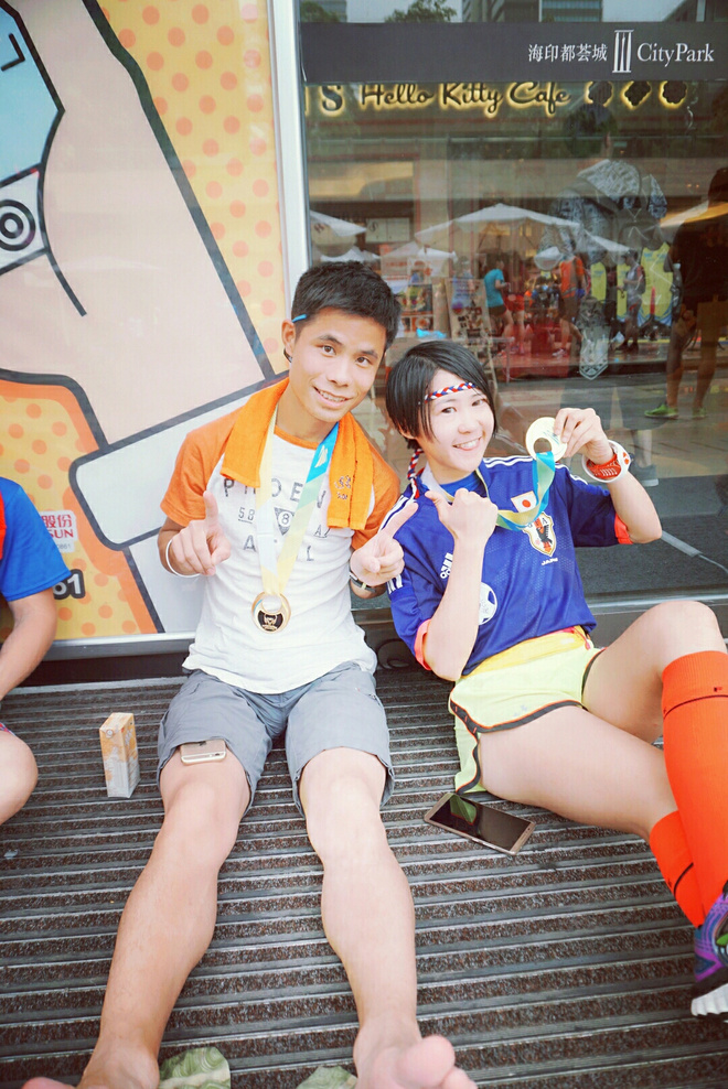 漫步云端 缓震界的劳斯莱斯——Brooks Glycerin 12深度测评