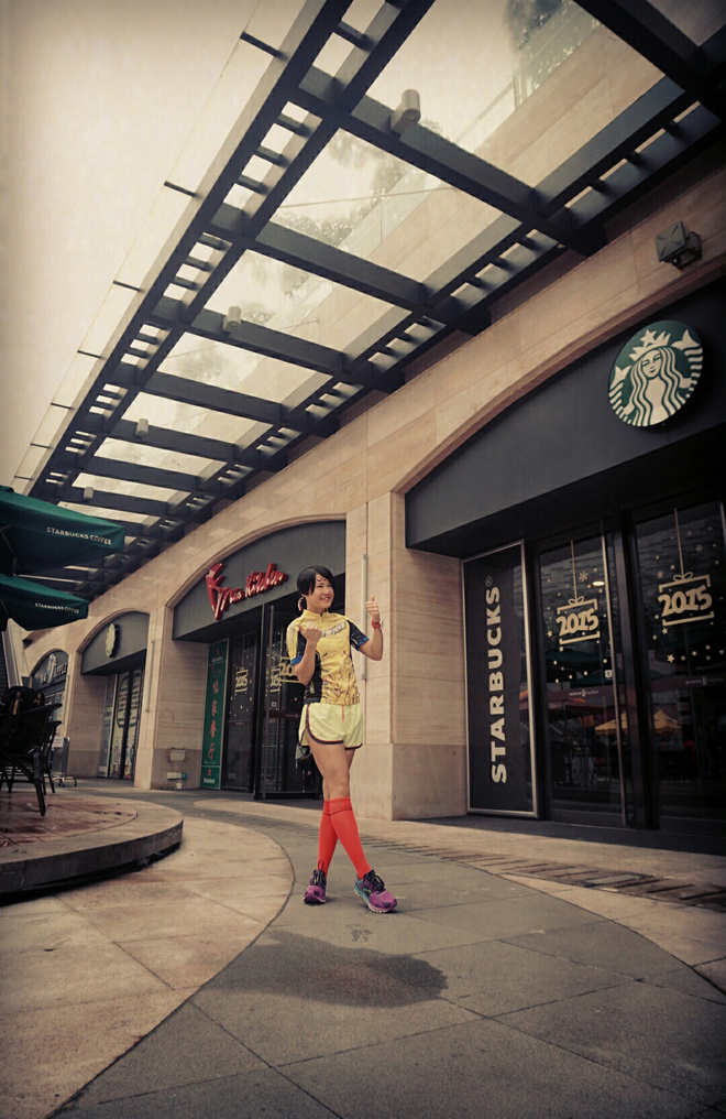 漫步云端 缓震界的劳斯莱斯——Brooks Glycerin 12深度测评