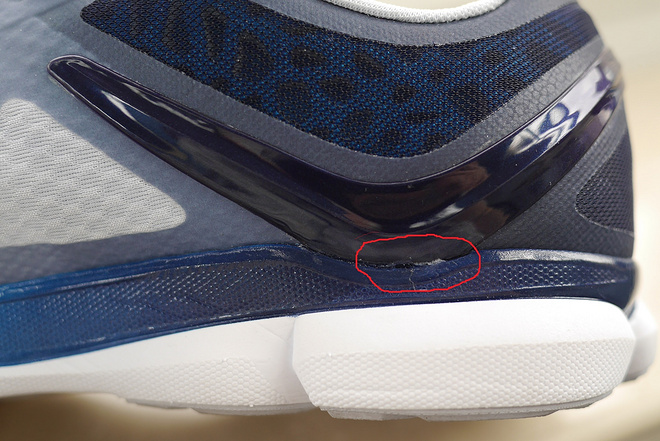 破茧化蝶——李宁超轻12代测评