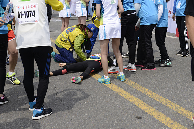 双城纪 | 相比温哥华，大连马拉松差在哪儿？