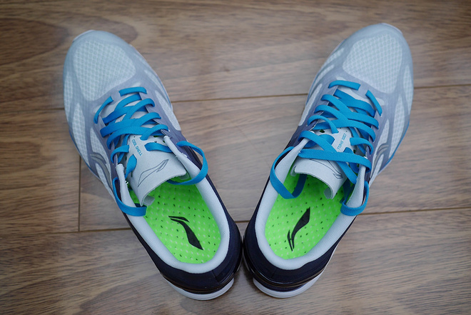 破茧化蝶——李宁超轻12代测评