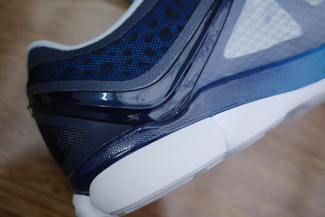 破茧化蝶——李宁超轻12代测评