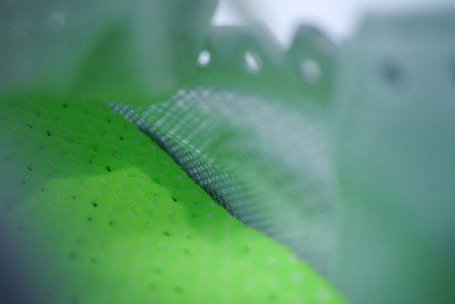 破茧化蝶——李宁超轻12代测评