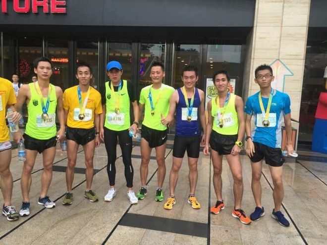 漫步云端 缓震界的劳斯莱斯——Brooks Glycerin 12深度测评