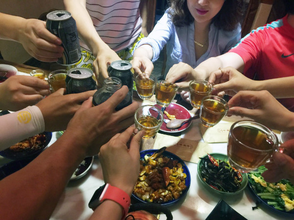 赛场见 | 8人2队，第一次参加马拉松接力赛