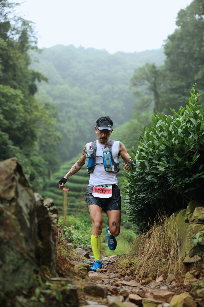 我并不把跑步当成生命里的所有，但他确是我做任何事情的正能量源泉。