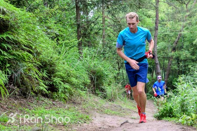 人物 | Dakota Jones，无用的奔跑者