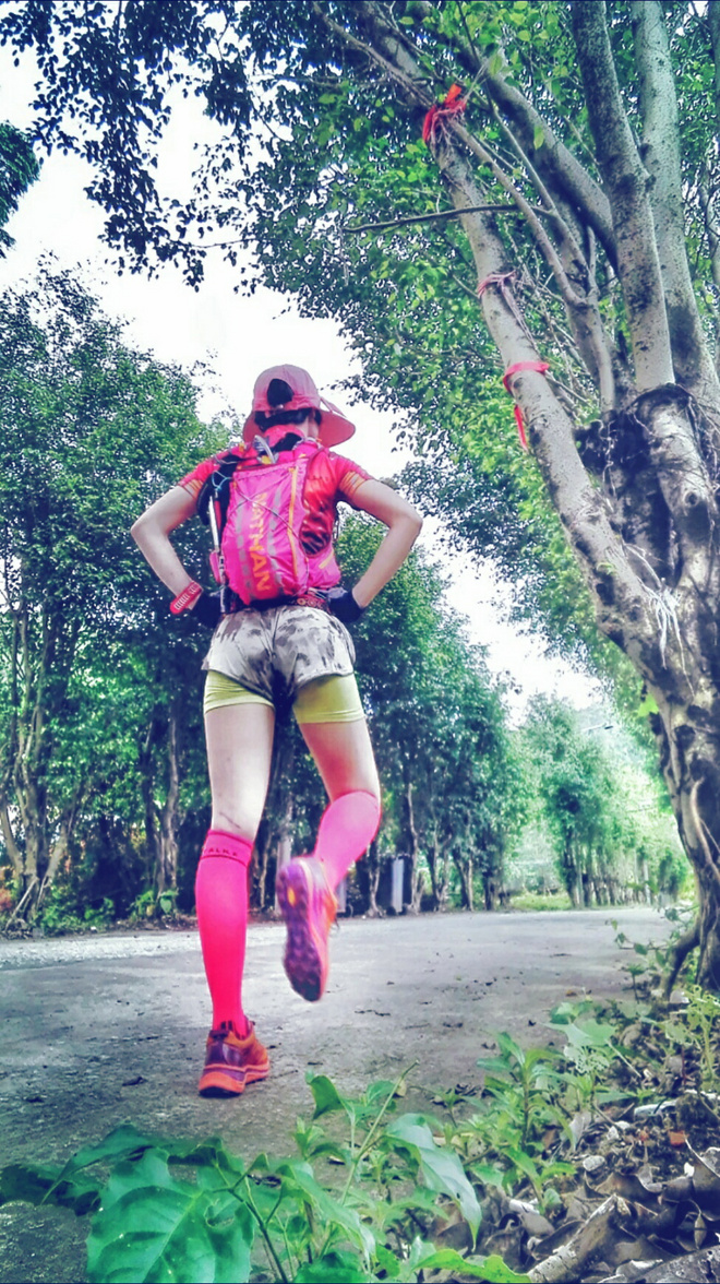 高山低谷 我的脚就是我的路——初探龙洞挑战赛路线