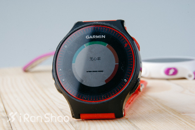 开箱 | Garmin Forerunner 225：有光的世界才完美